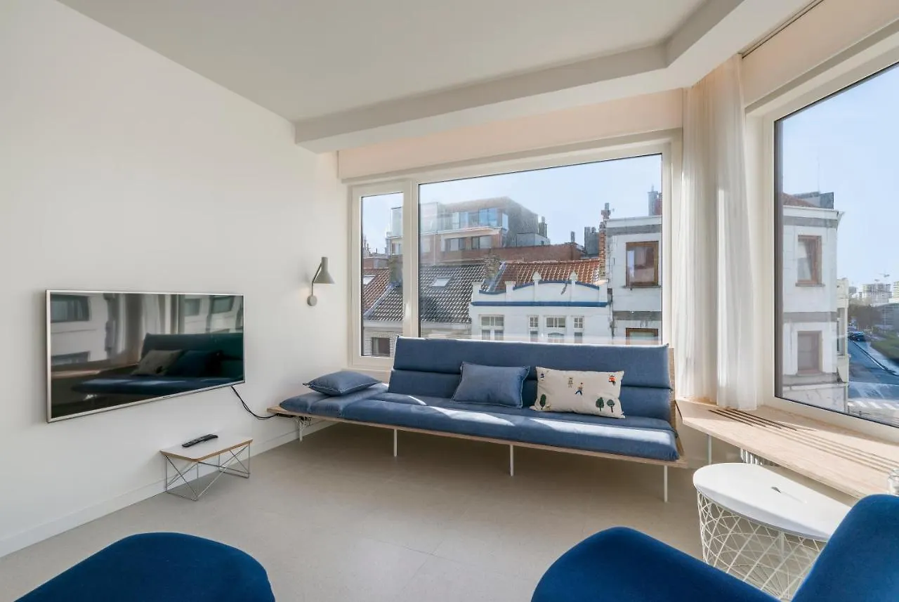 Apartment De Zwemmer - Practical, Optimized App With Garage Ostend