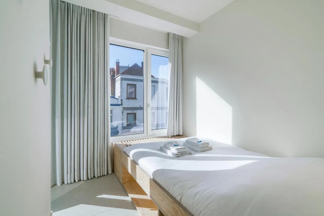 Apartment De Zwemmer - Practical, Optimized App With Garage Ostend Belgium