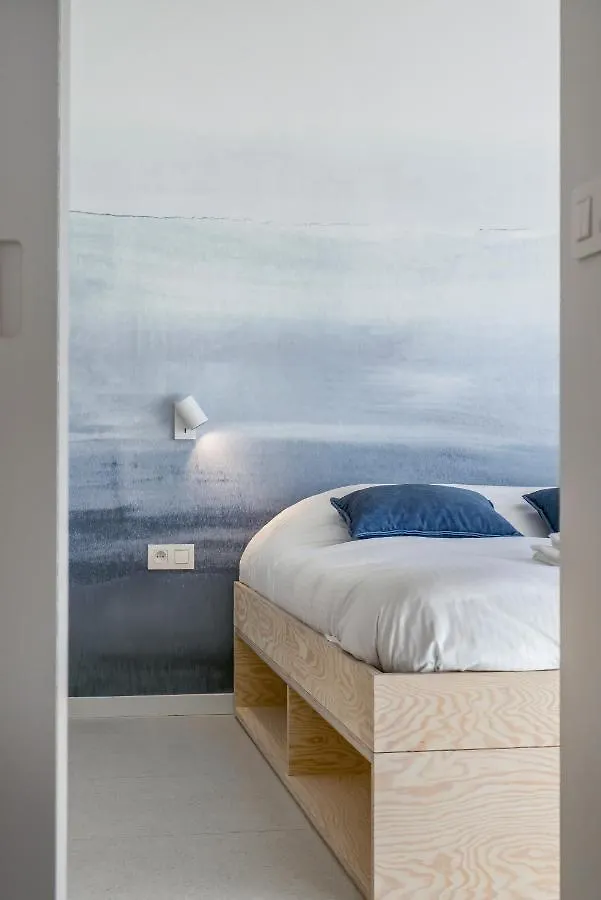 De Zwemmer - Practical, Optimized App With Garage Ostend Apartment